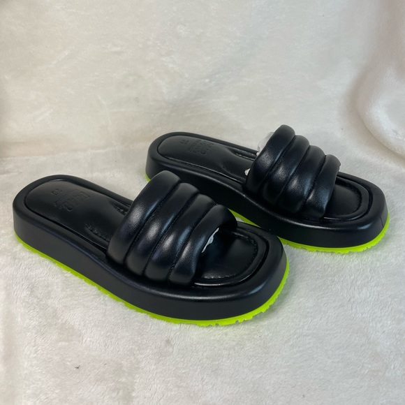 P448 Women's Fergie Black EUR 37 US (E 542) - Picture 11 of 16